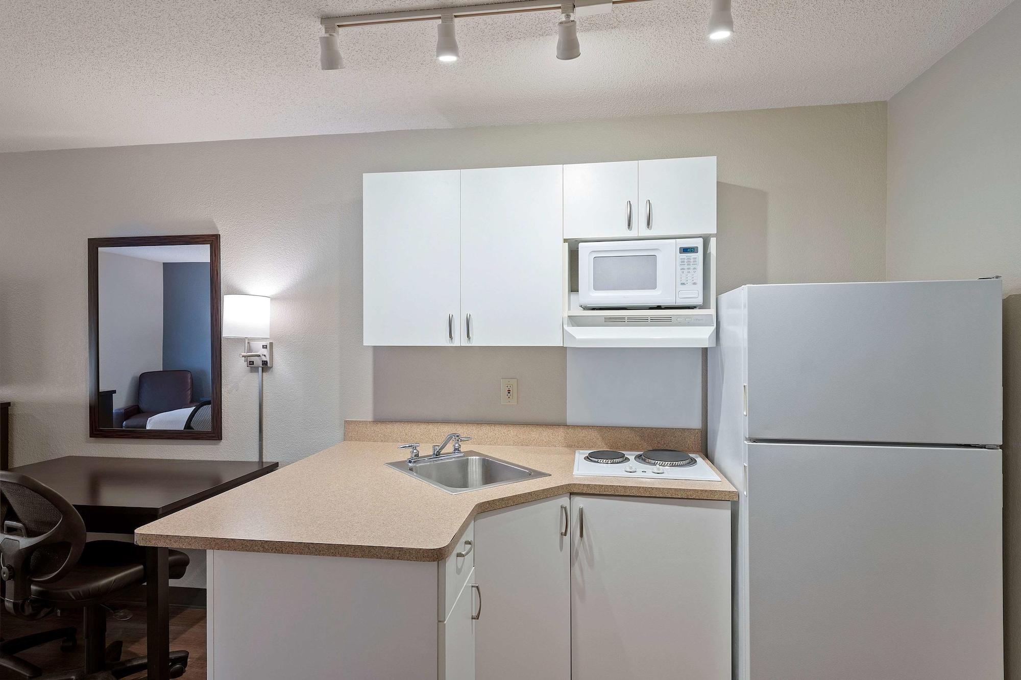 Extended Stay America Suites - Charlotte - Pineville - Park Rd Екстериор снимка