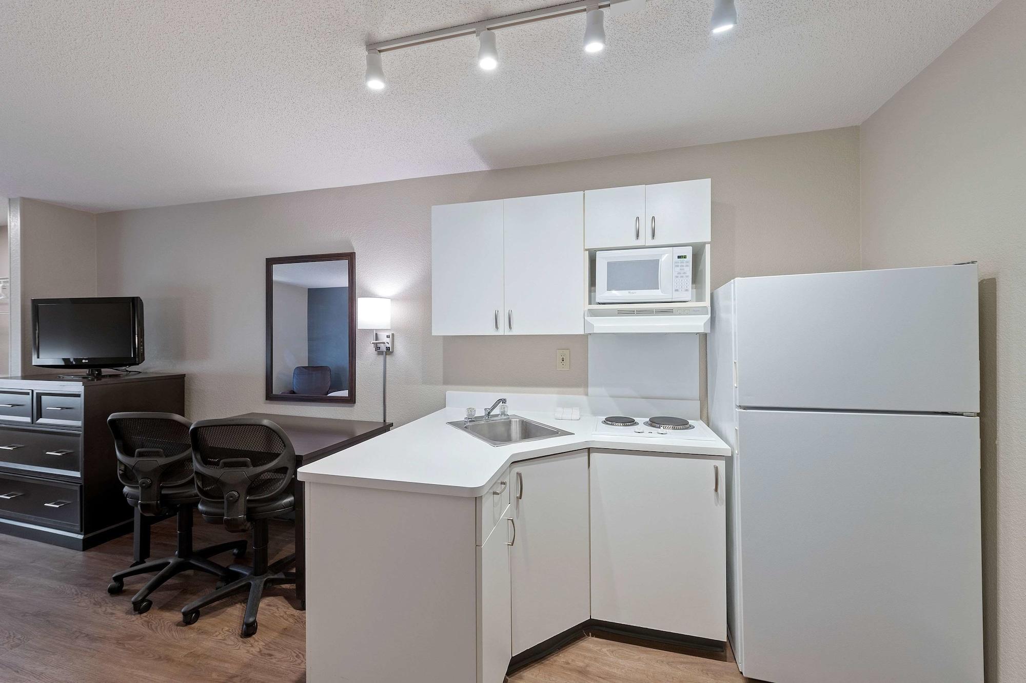 Extended Stay America Suites - Charlotte - Pineville - Park Rd Екстериор снимка